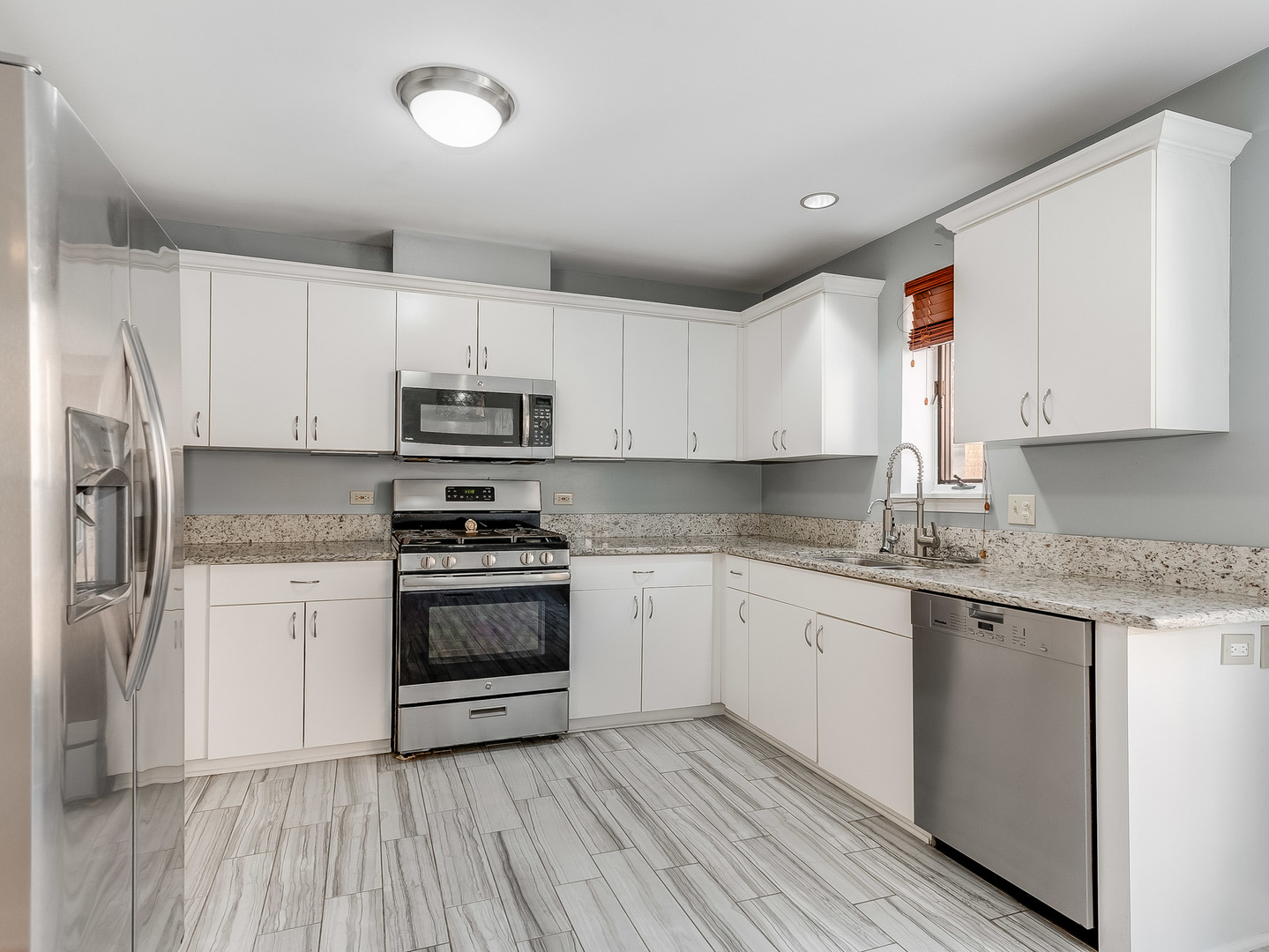 33 Elgin Avenue #B, Forest Park, IL 60130