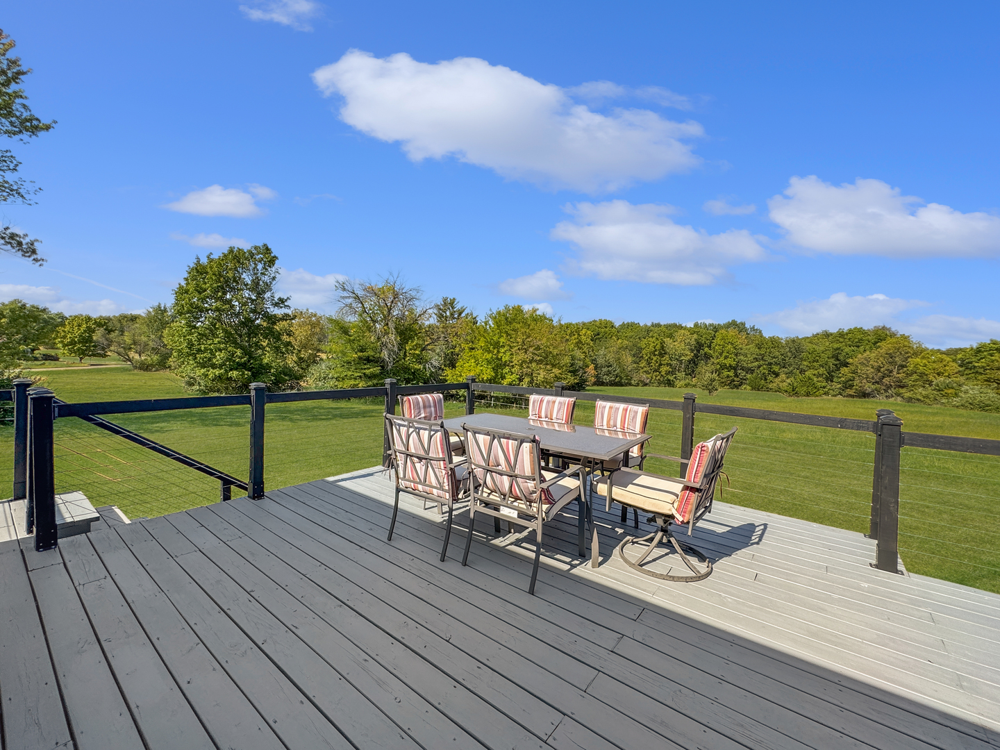 1063 Deervalley Drive, Varna, IL 61375