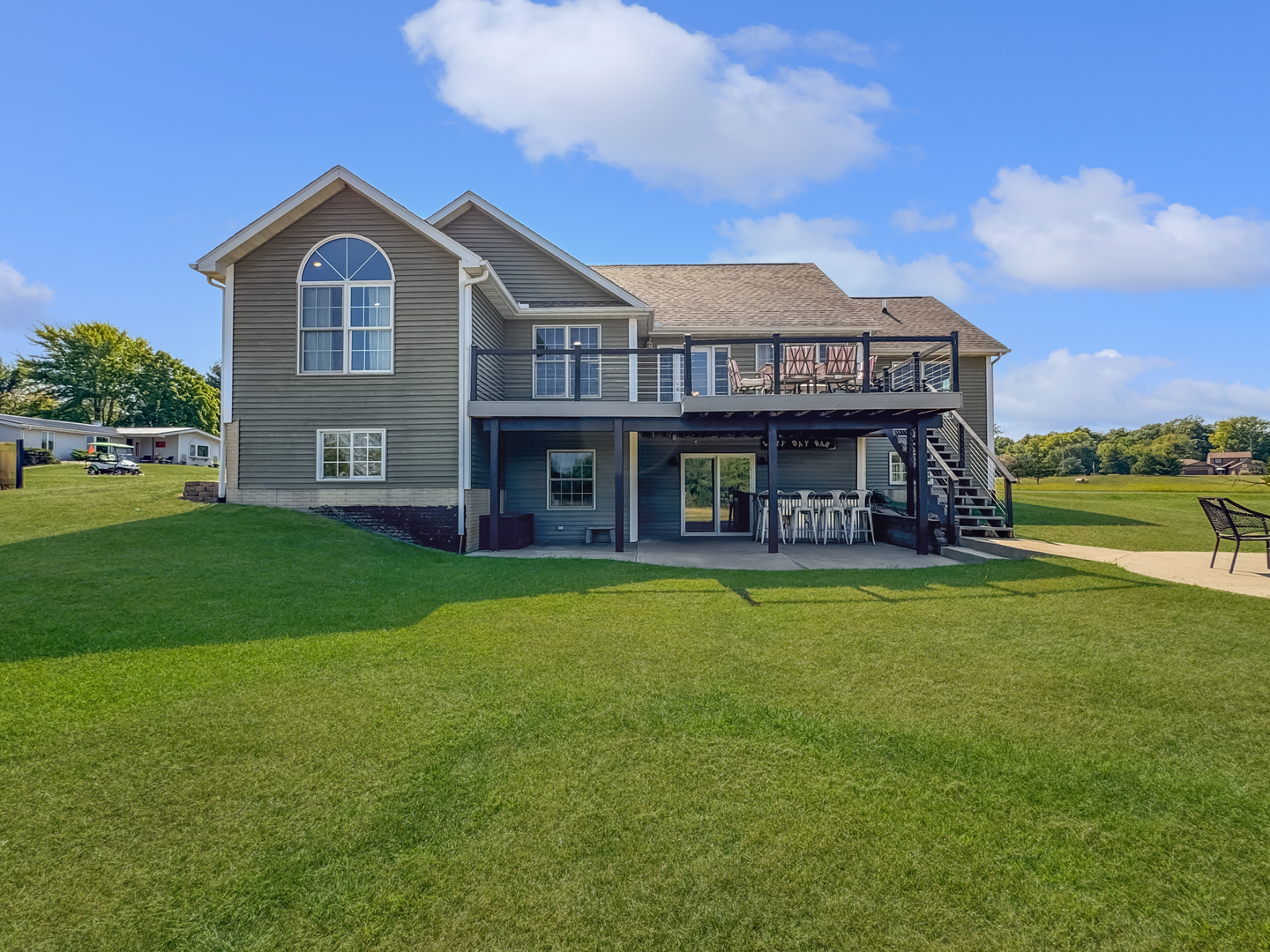 1063 Deervalley Drive, Varna, IL 61375