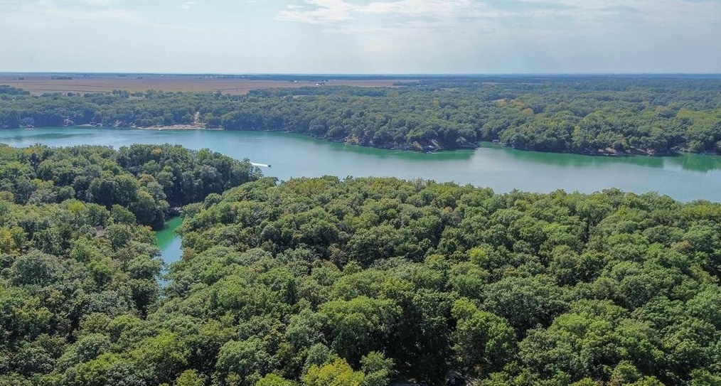 1063 Deervalley Drive, Varna, IL 61375