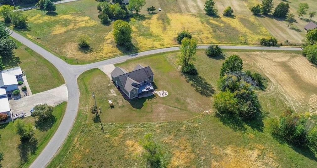 1063 Deervalley Drive, Varna, IL 61375