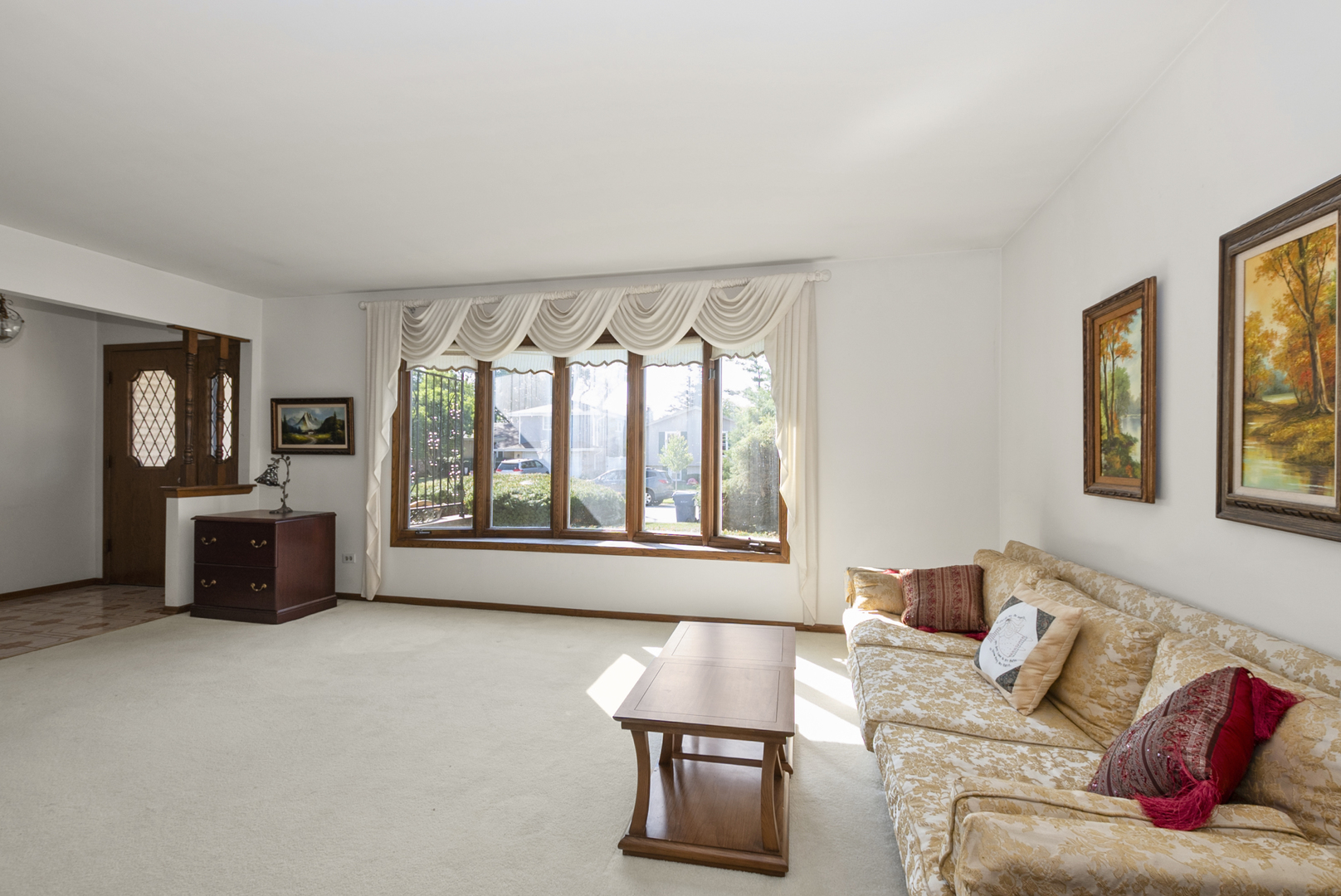 10909 S Knox Avenue, Oak Lawn, IL 60453