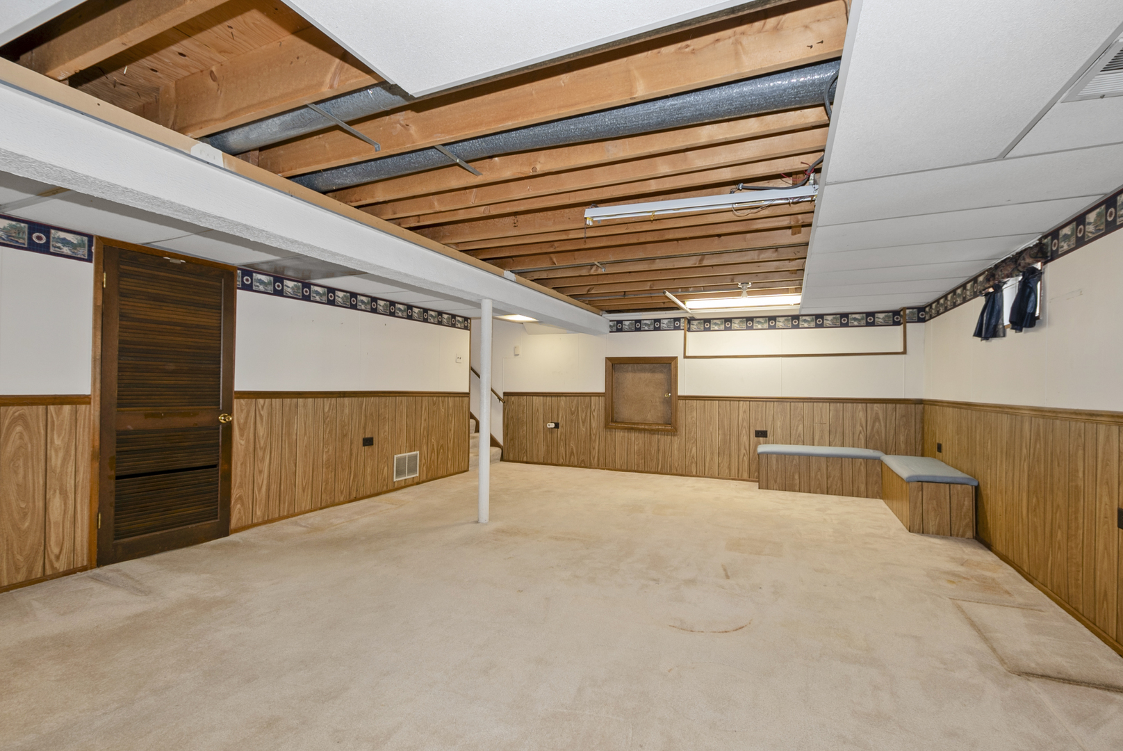 10909 S Knox Avenue, Oak Lawn, IL 60453
