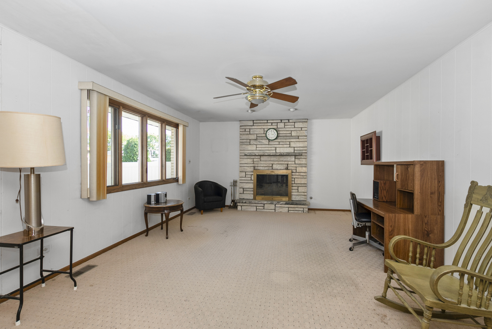 10909 S Knox Avenue, Oak Lawn, IL 60453