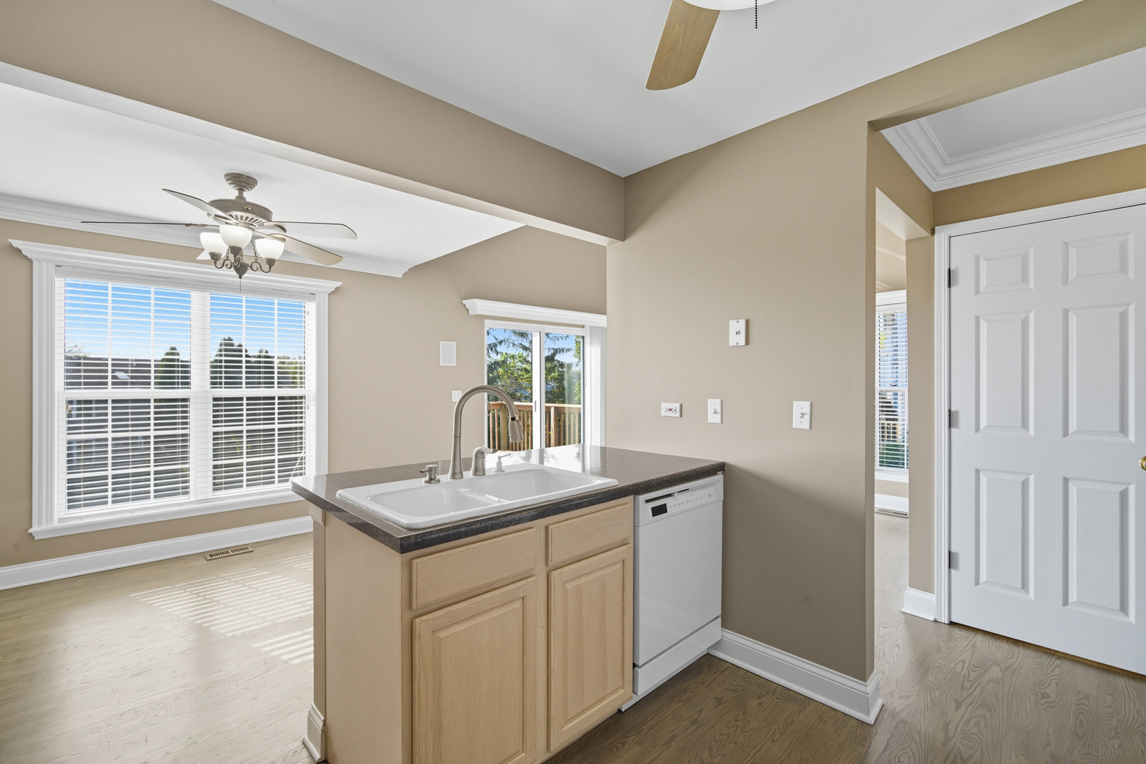 1051 Horizon Ridge, Lake In The Hills, IL 60156