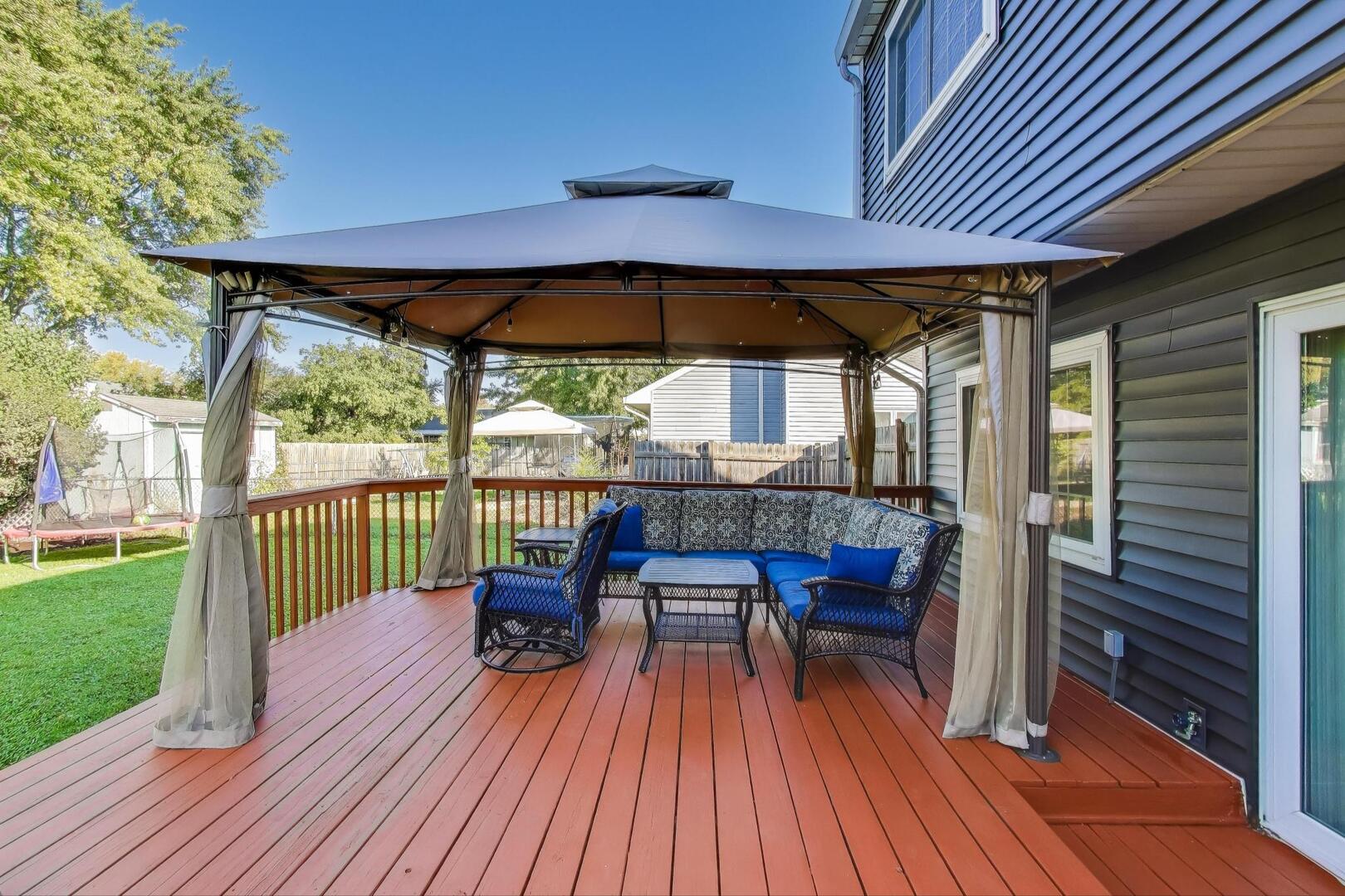2S030 ESSEX Lane, Warrenville, IL 60555