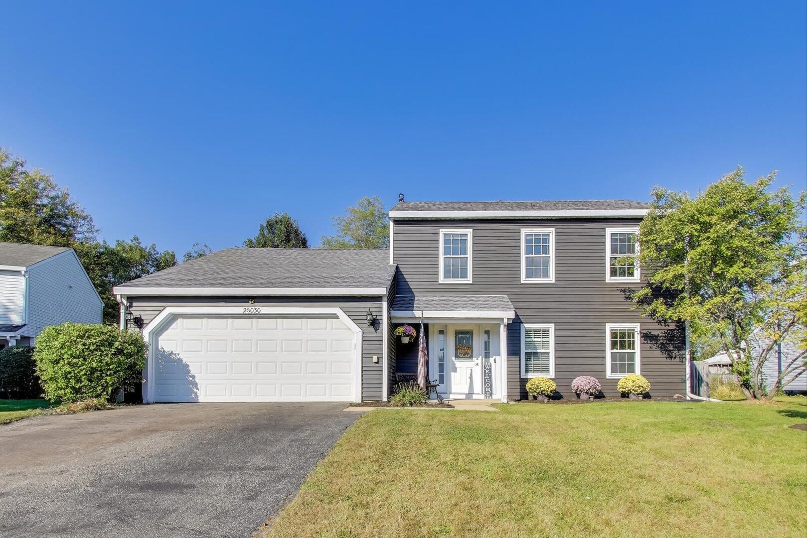 2S030 ESSEX Lane, Warrenville, IL 60555