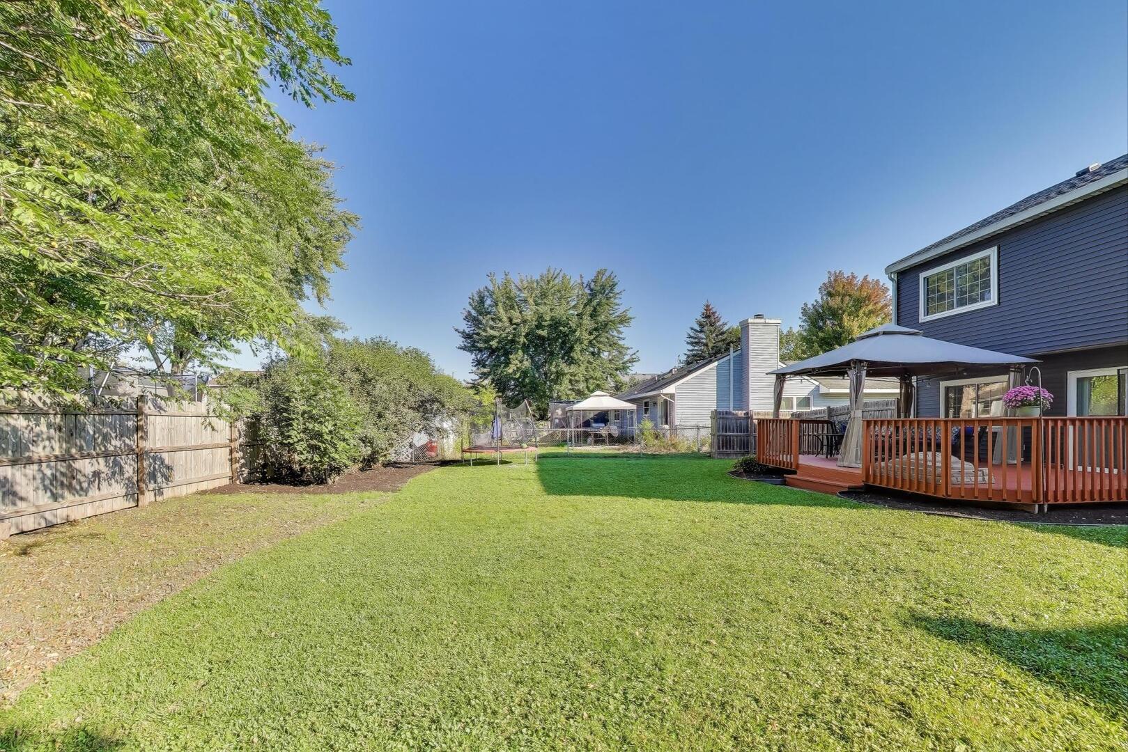 2S030 ESSEX Lane, Warrenville, IL 60555