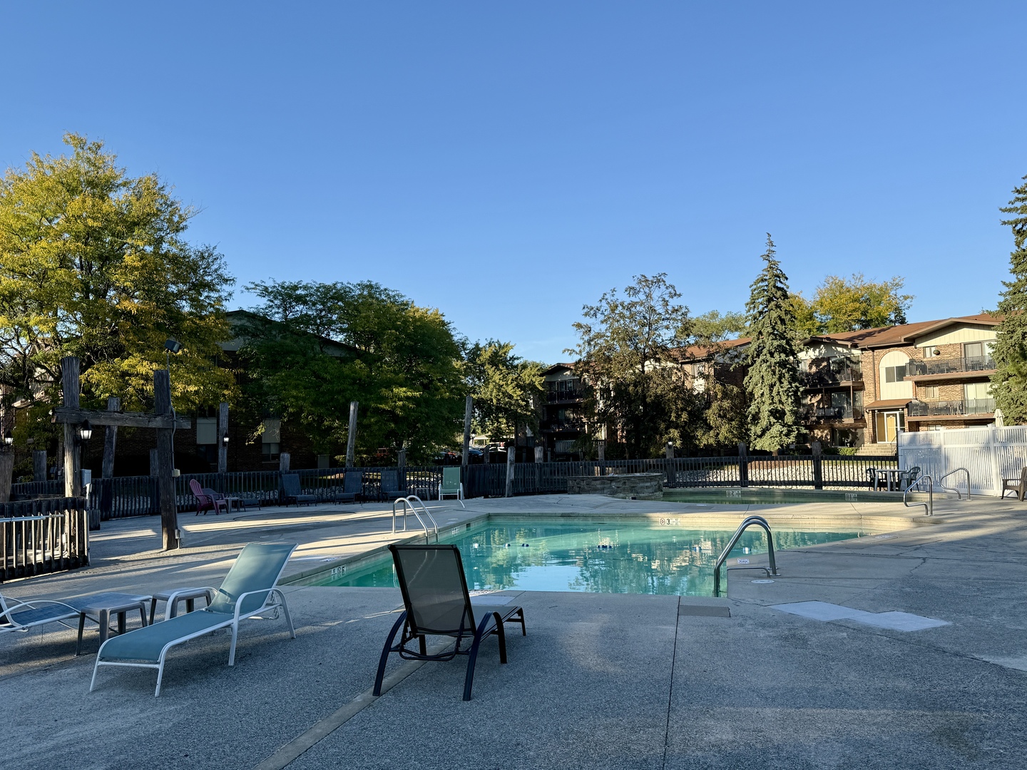 14023 Gail Lane #403, Crestwood, IL 60418