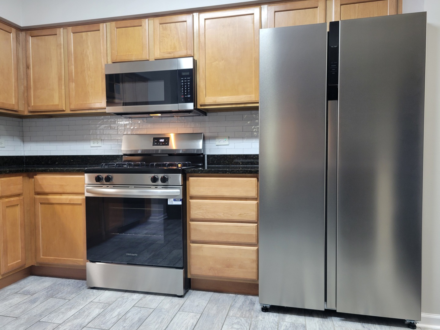 3451 N Carriageway Drive #203, Arlington Heights, IL 60004