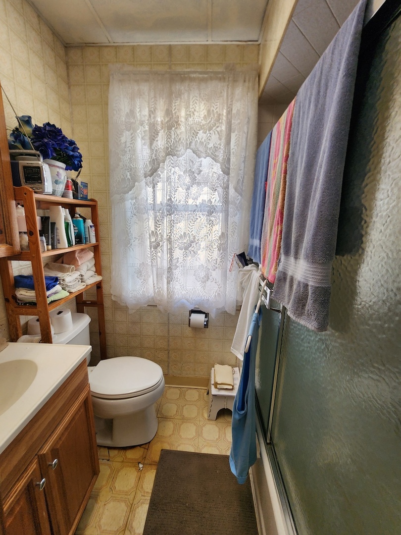 8350 S Carpenter Street, Chicago, IL 60620