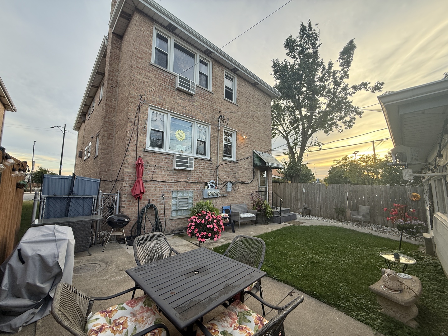 6340 S Archer Avenue, Chicago, IL 60638