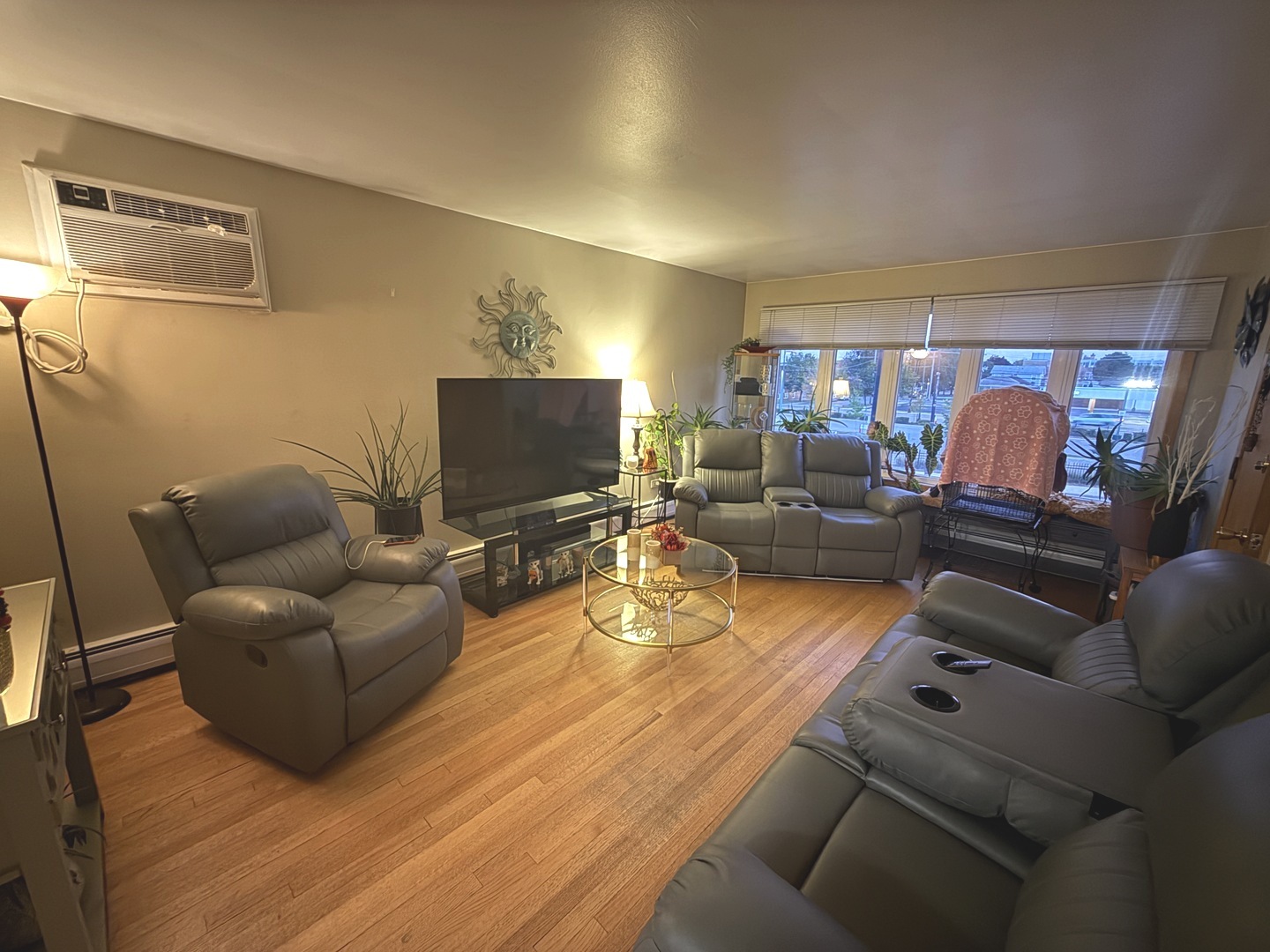 6340 S Archer Avenue, Chicago, IL 60638