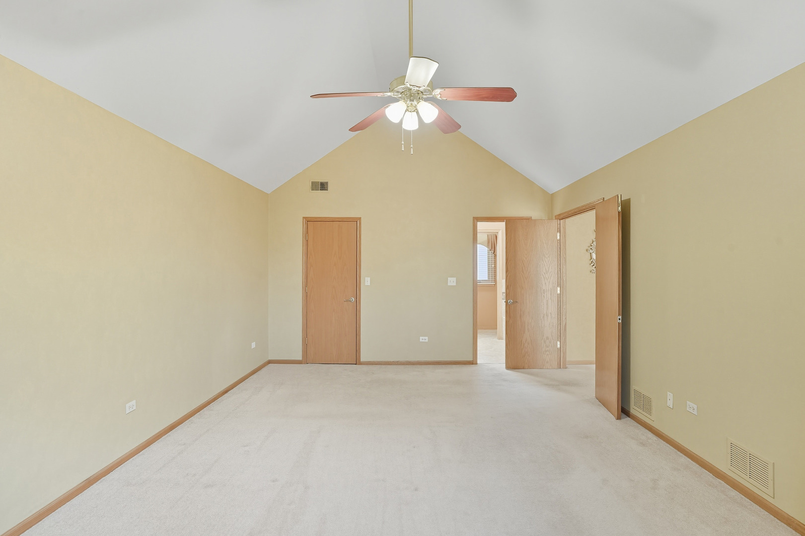 18323 White Oak Lane, Tinley Park, IL 60487