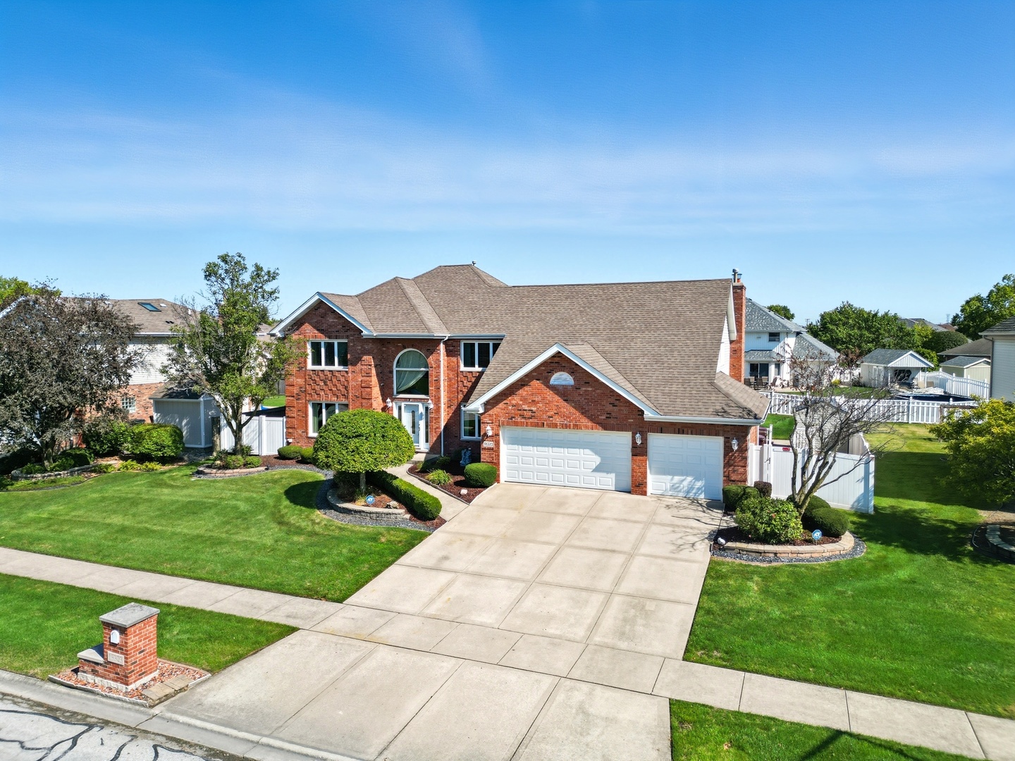 18323 White Oak Lane, Tinley Park, IL 60487