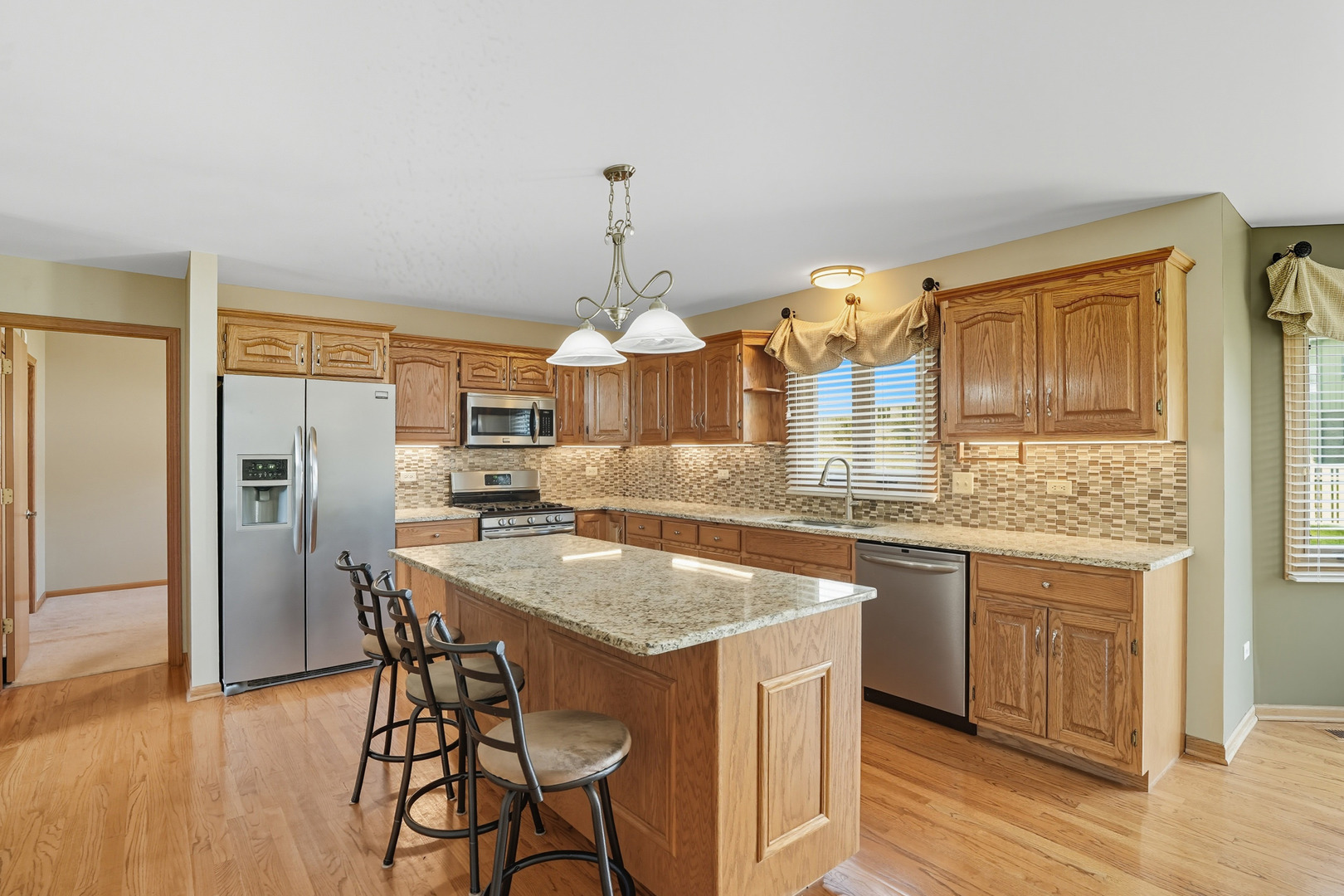 18323 White Oak Lane, Tinley Park, IL 60487