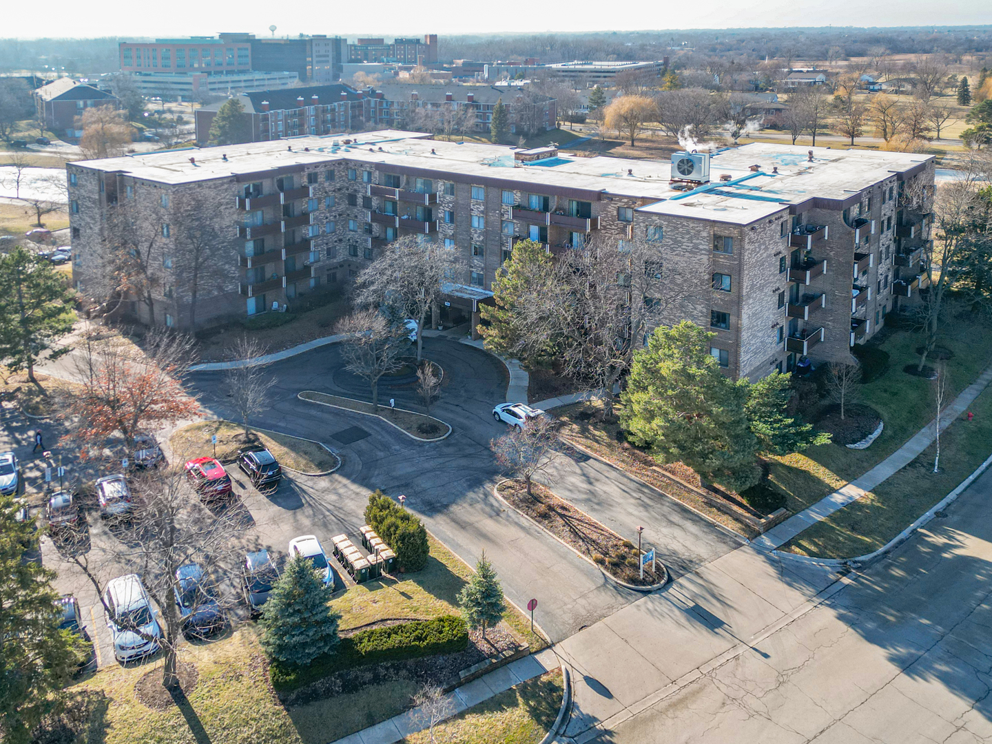 700 Wellington Avenue #110, Elk Grove Village, IL 60007