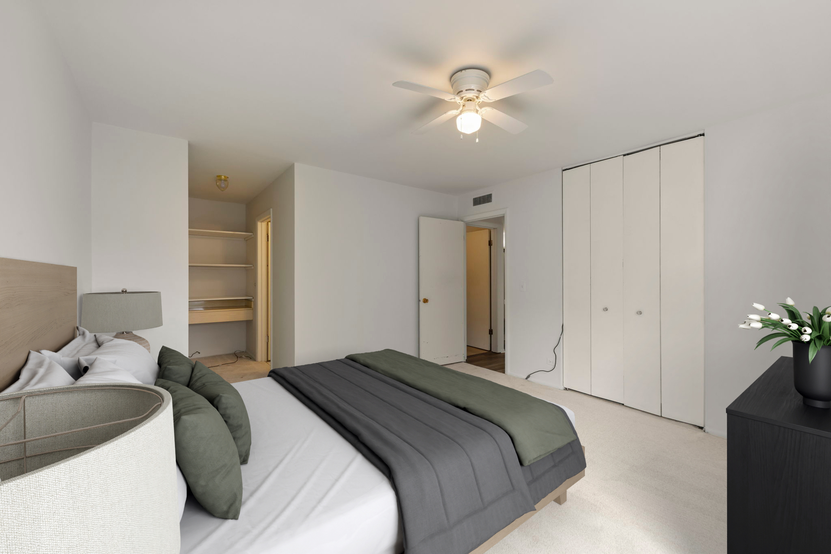 700 Wellington Avenue #110, Elk Grove Village, IL 60007