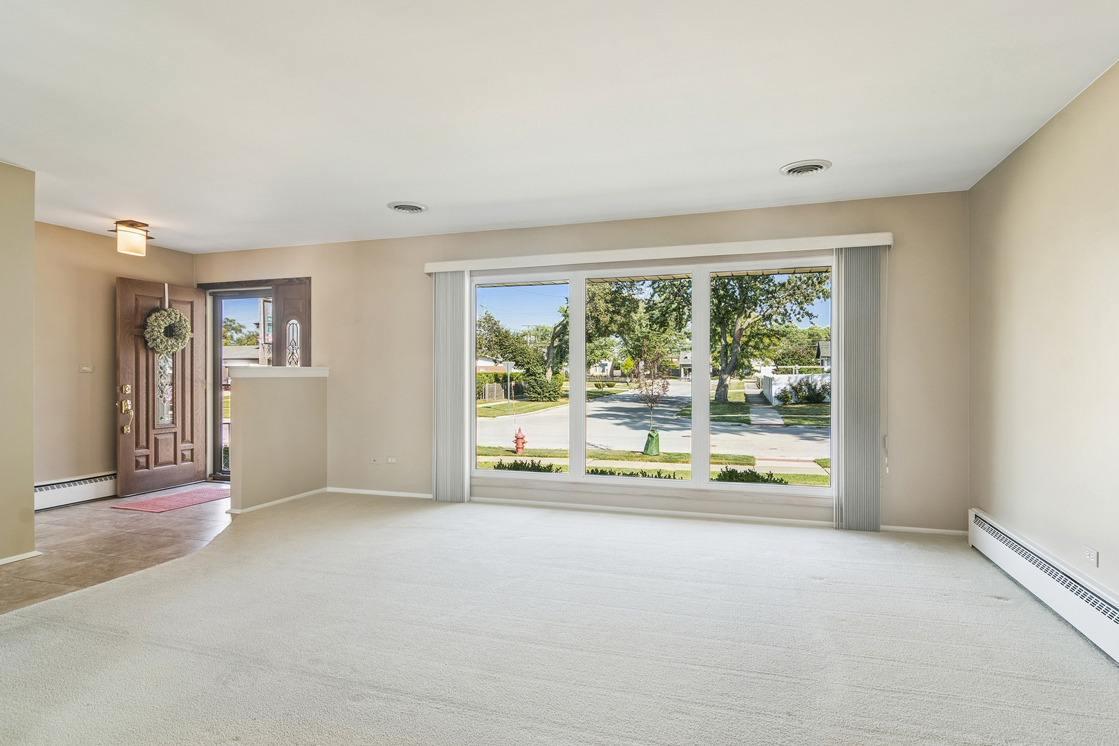 450 Little Path Road, Des Plaines, IL 60016
