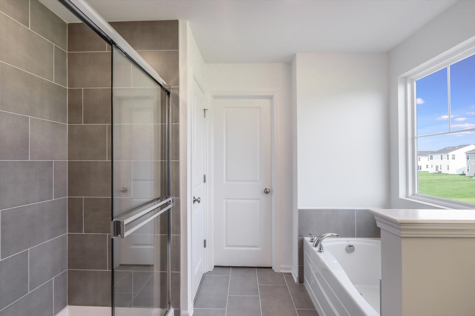 163 Piper Glen Avenue, Oswego, IL 60543