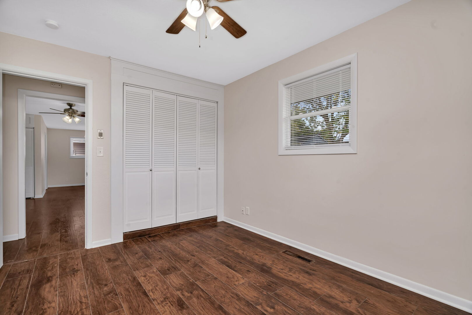 2300 Webster Avenue, Joliet, IL 60435