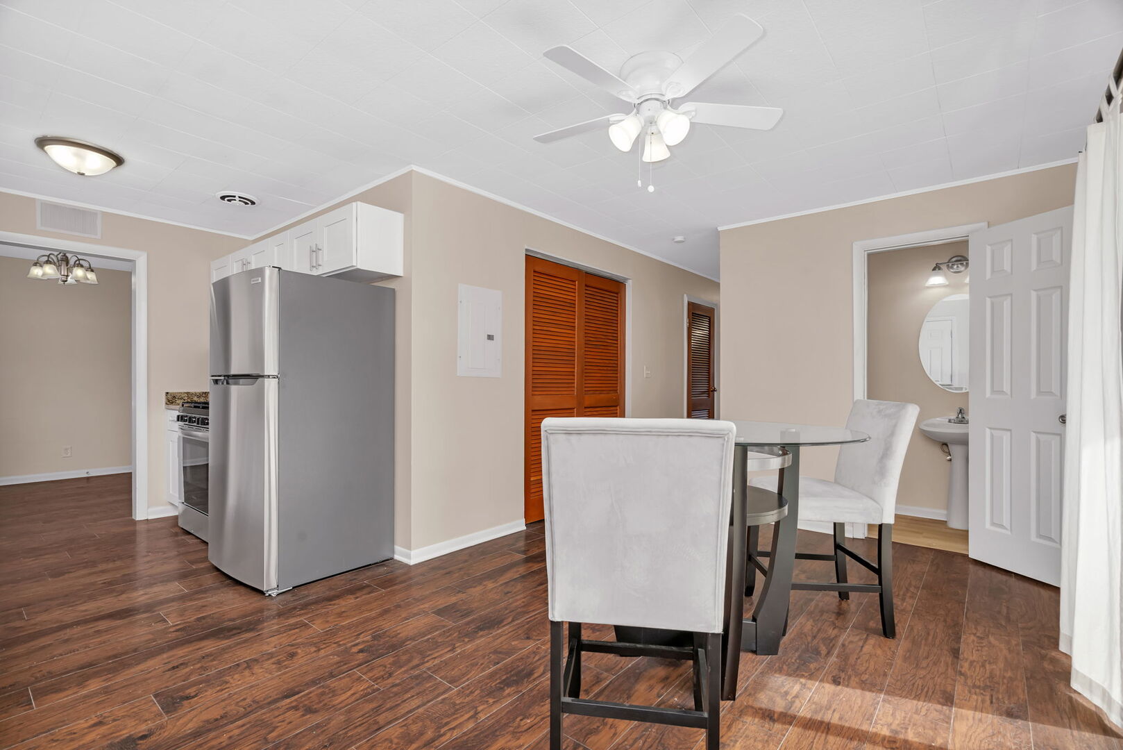 2300 Webster Avenue, Joliet, IL 60435