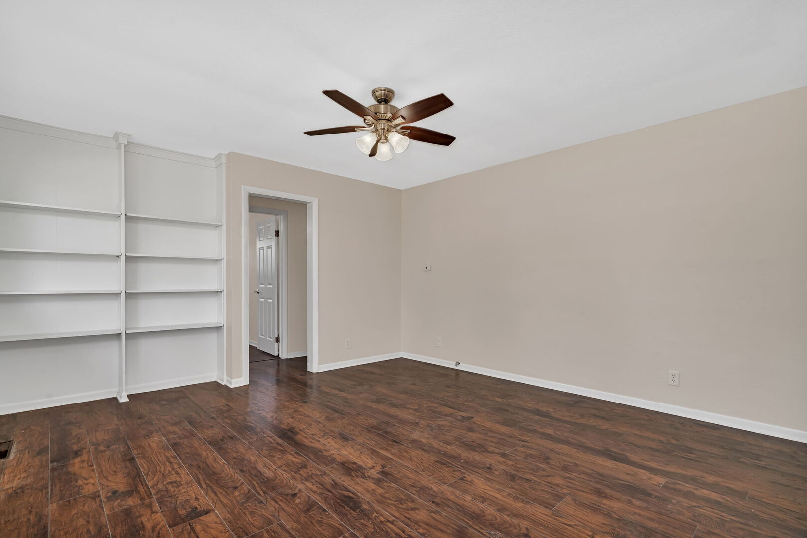 2300 Webster Avenue, Joliet, IL 60435