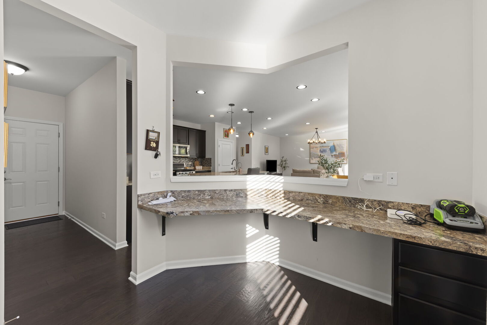 1444 Bayou Path Drive, Naperville, IL 60563