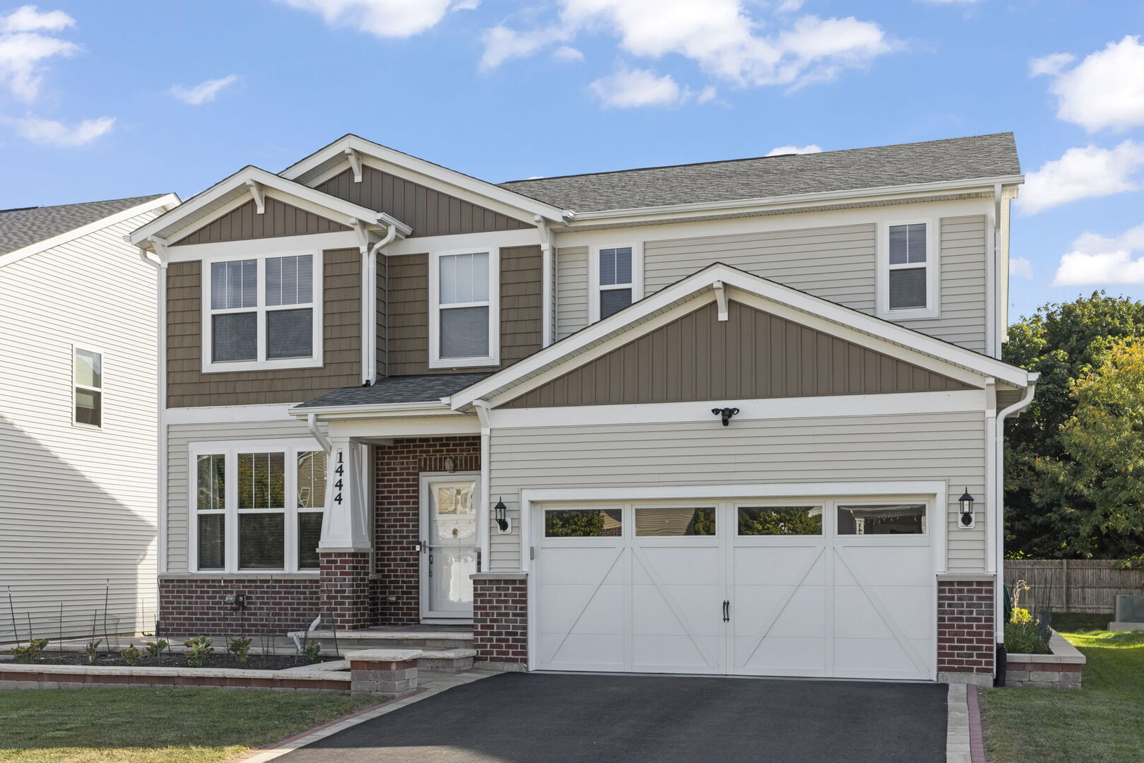 1444 Bayou Path Drive, Naperville, IL 60563