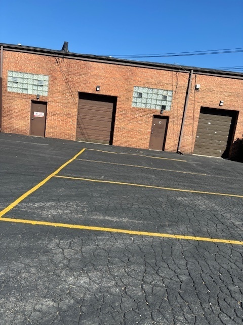 420 W Stone Road #1A-1B, Villa Park, IL 60181
