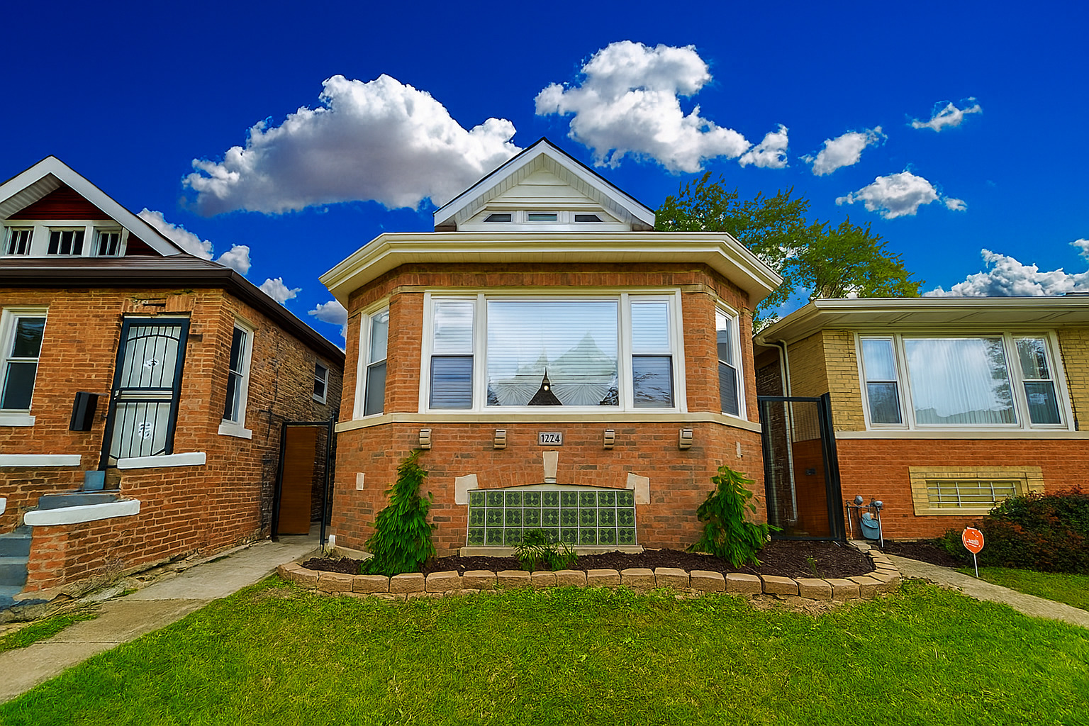 8734 S Honore Street, Chicago, IL 60620