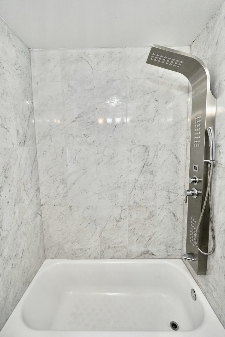 8734 S Honore Street, Chicago, IL 60620