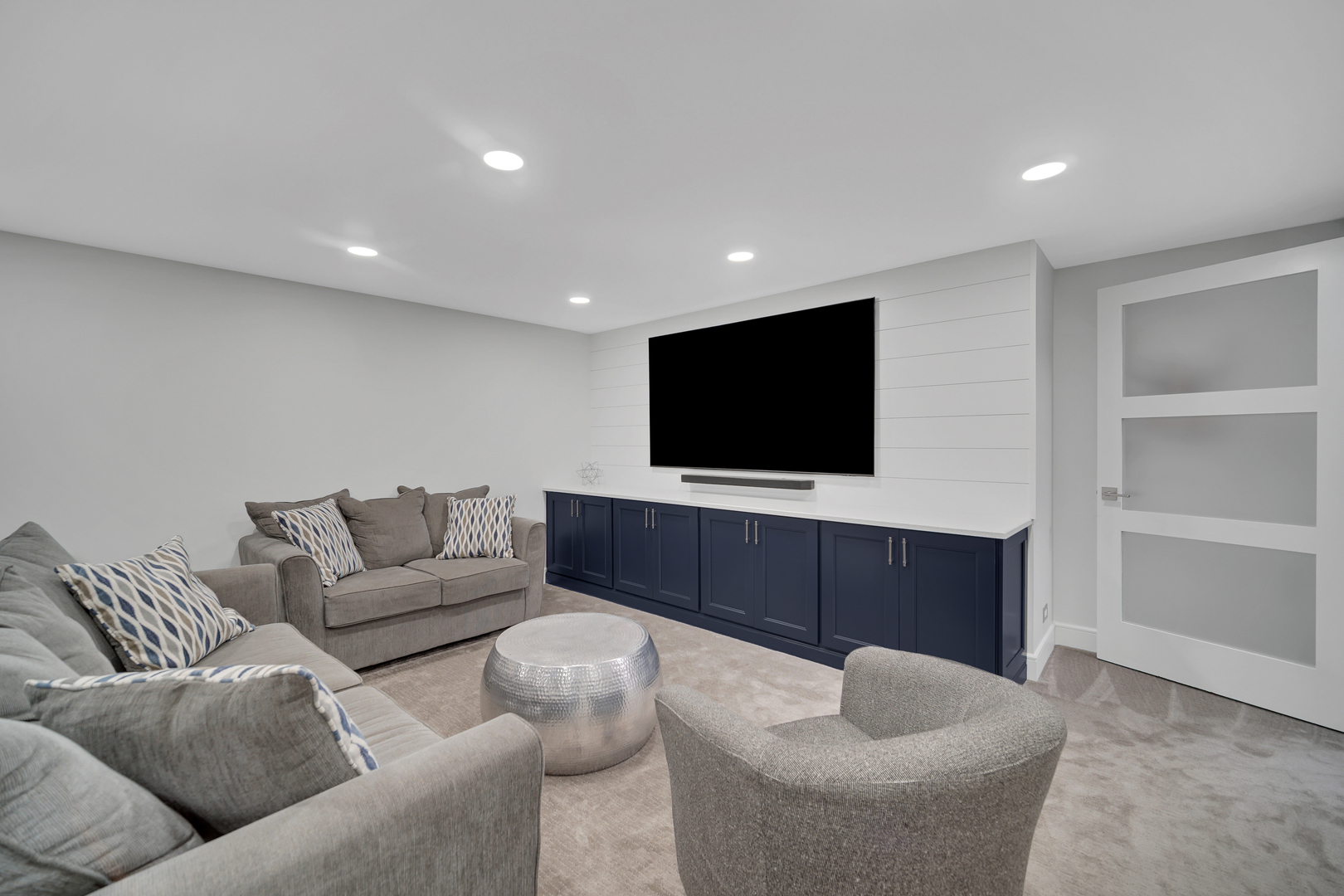 35 CHARLES Court, Vernon Hills, IL 60061