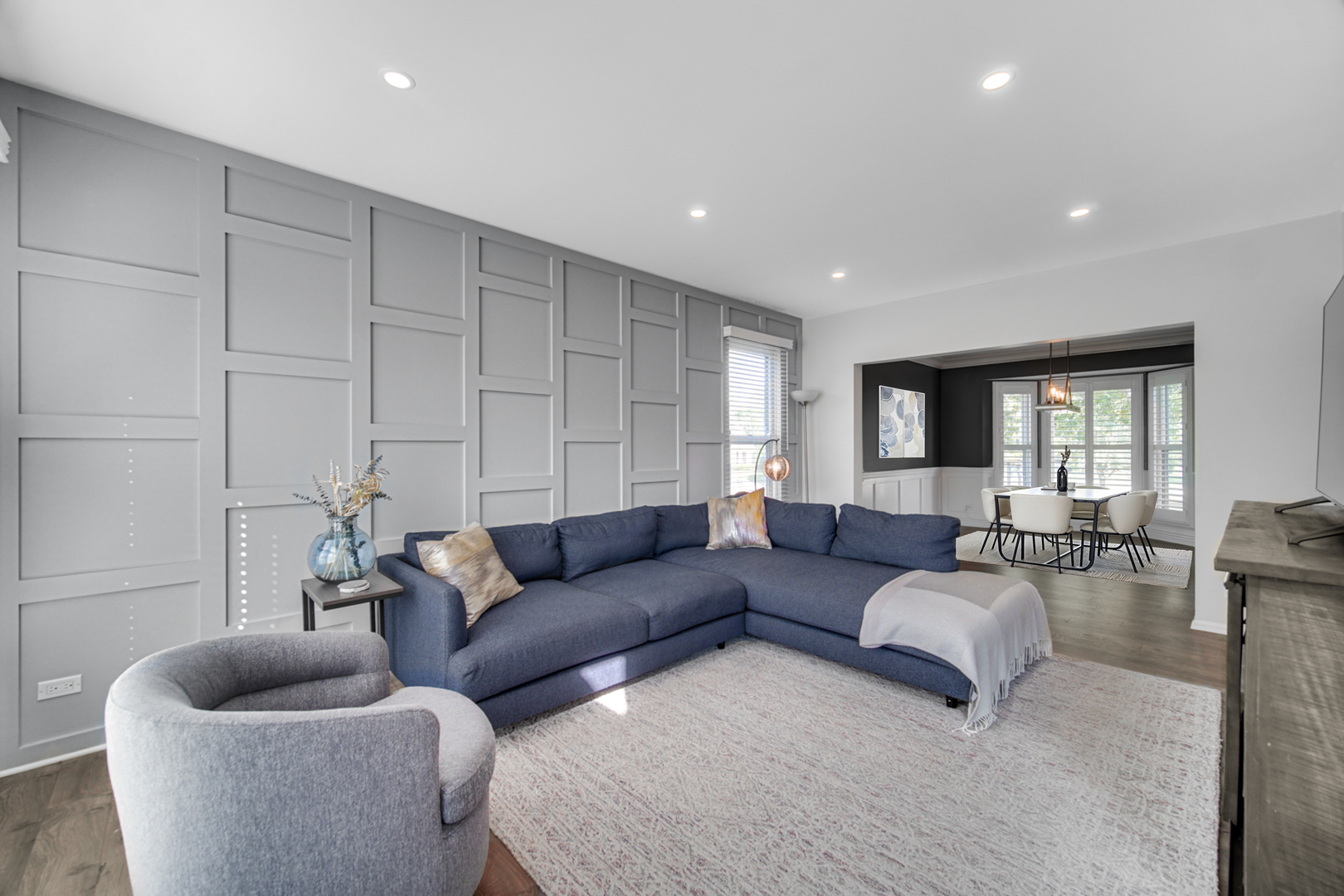 35 CHARLES Court, Vernon Hills, IL 60061