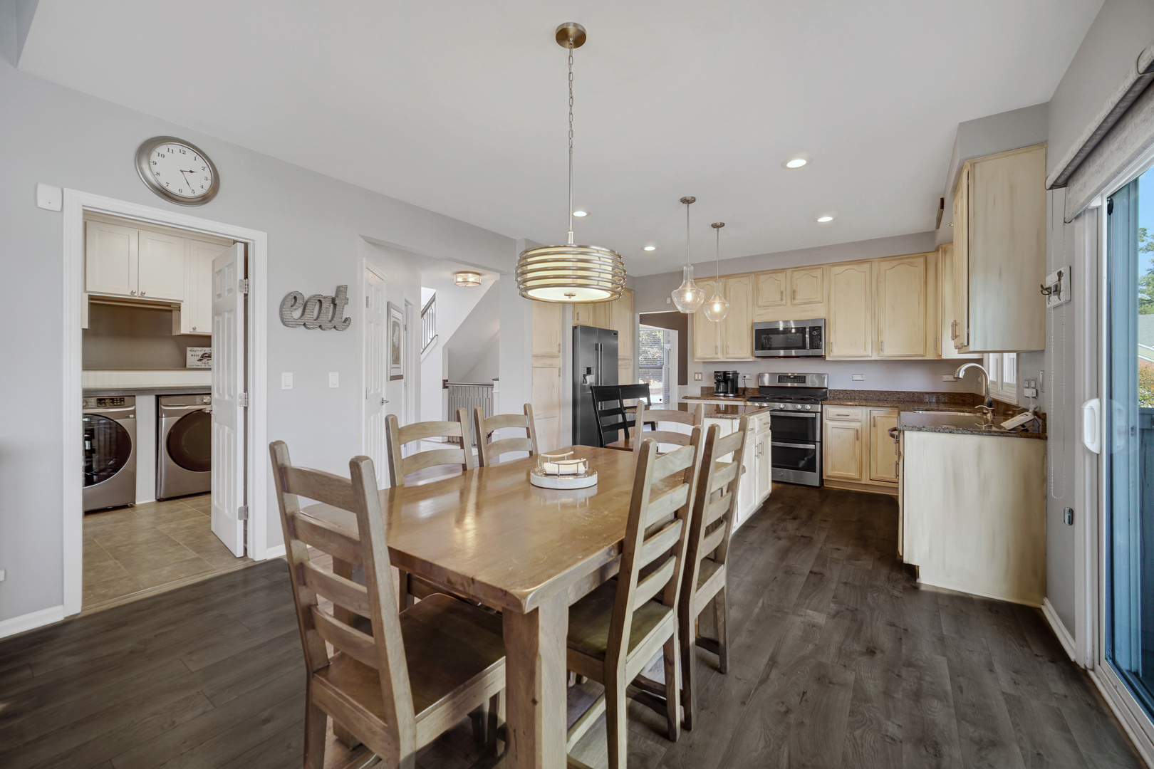 35 CHARLES Court, Vernon Hills, IL 60061