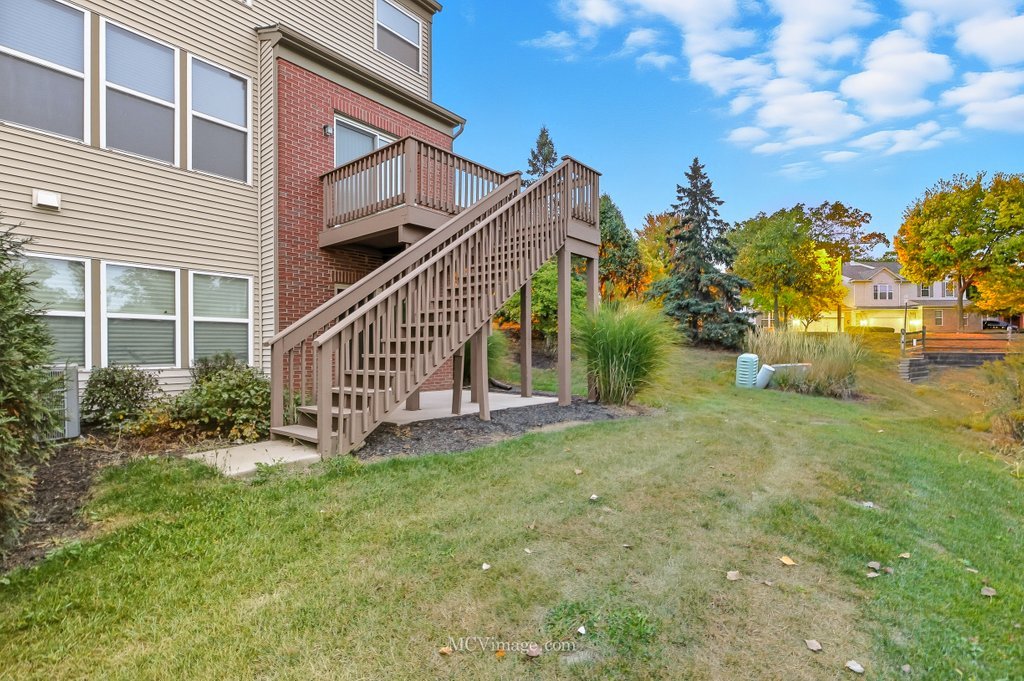 1463 Yellowstone Drive, Streamwood, IL 60107