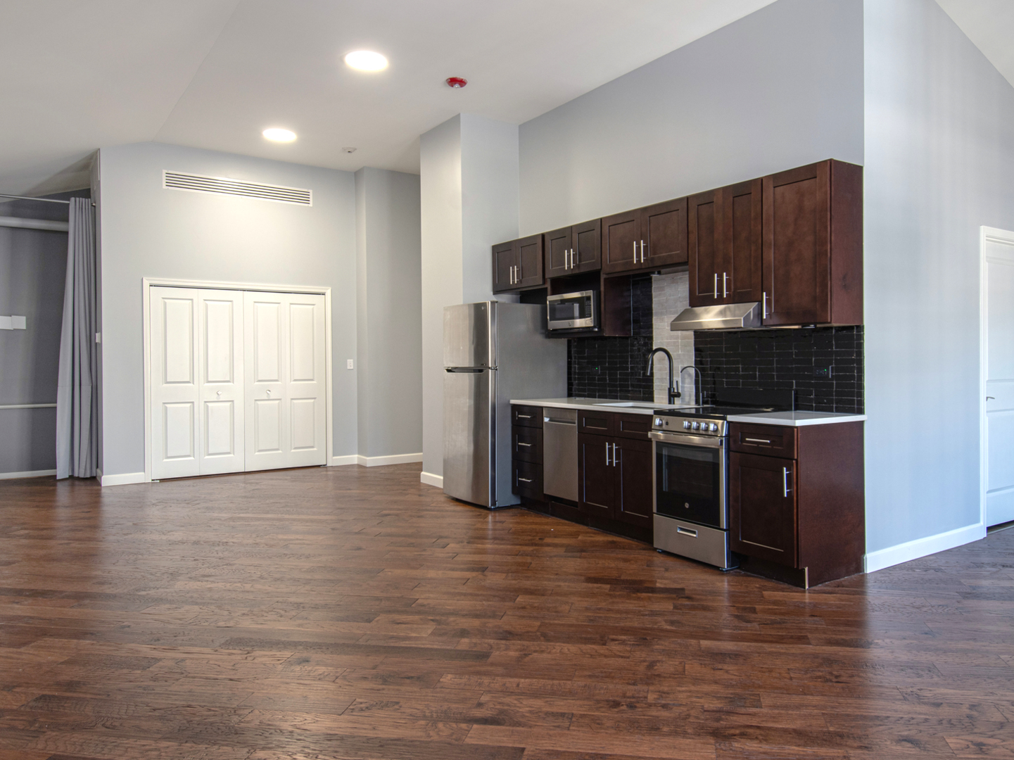 2224 Ferry Road #C103, Naperville, IL 60563