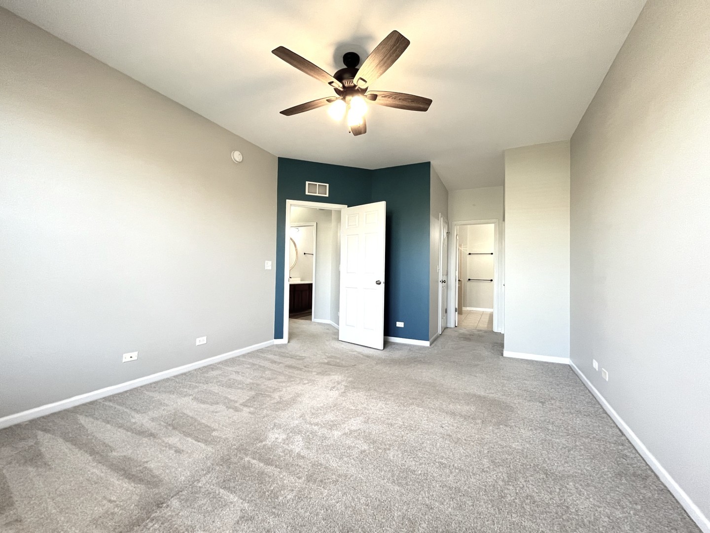 4237 Savoy Lane #4237, McHenry, IL 60050