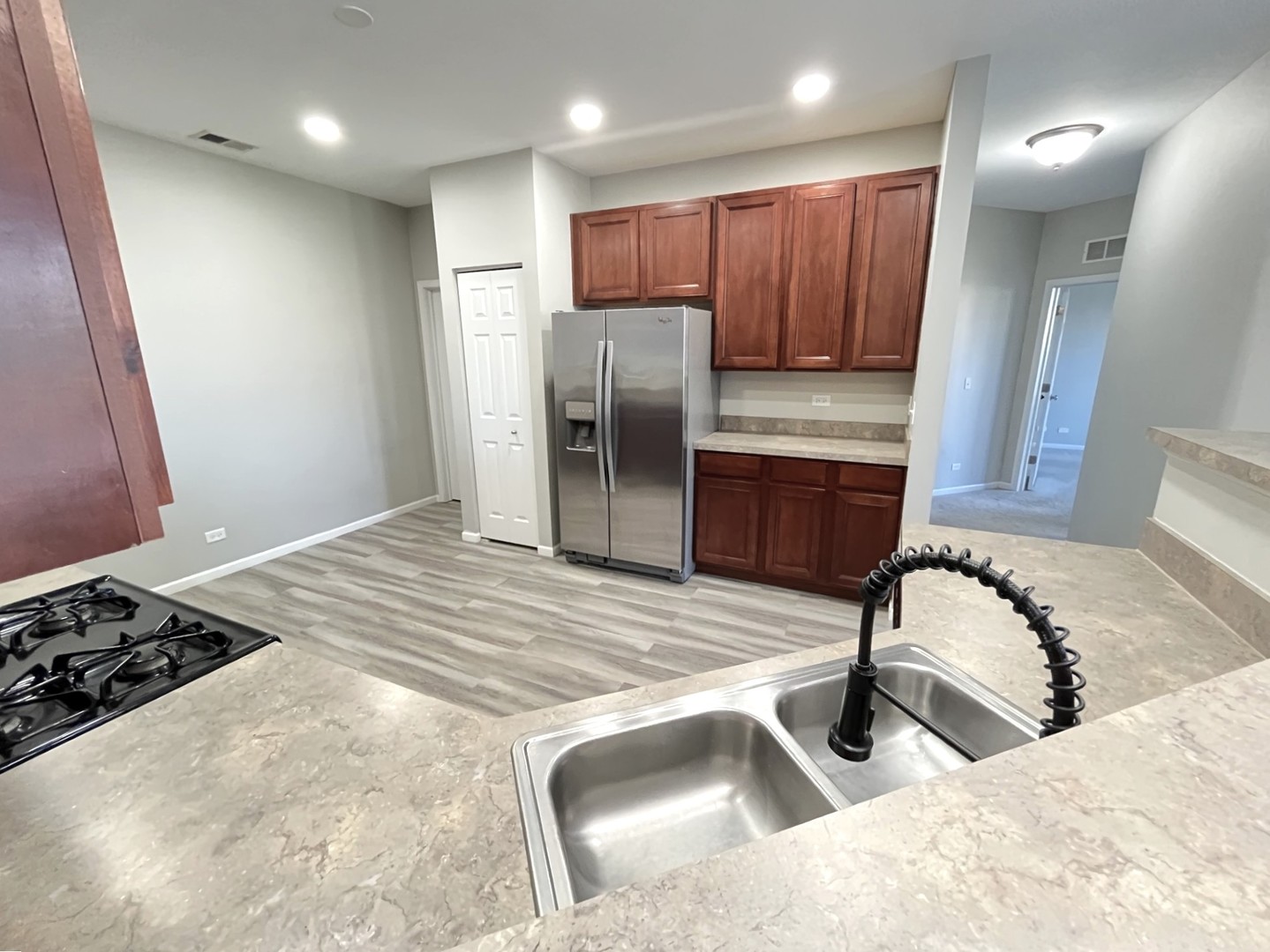 4237 Savoy Lane #4237, McHenry, IL 60050