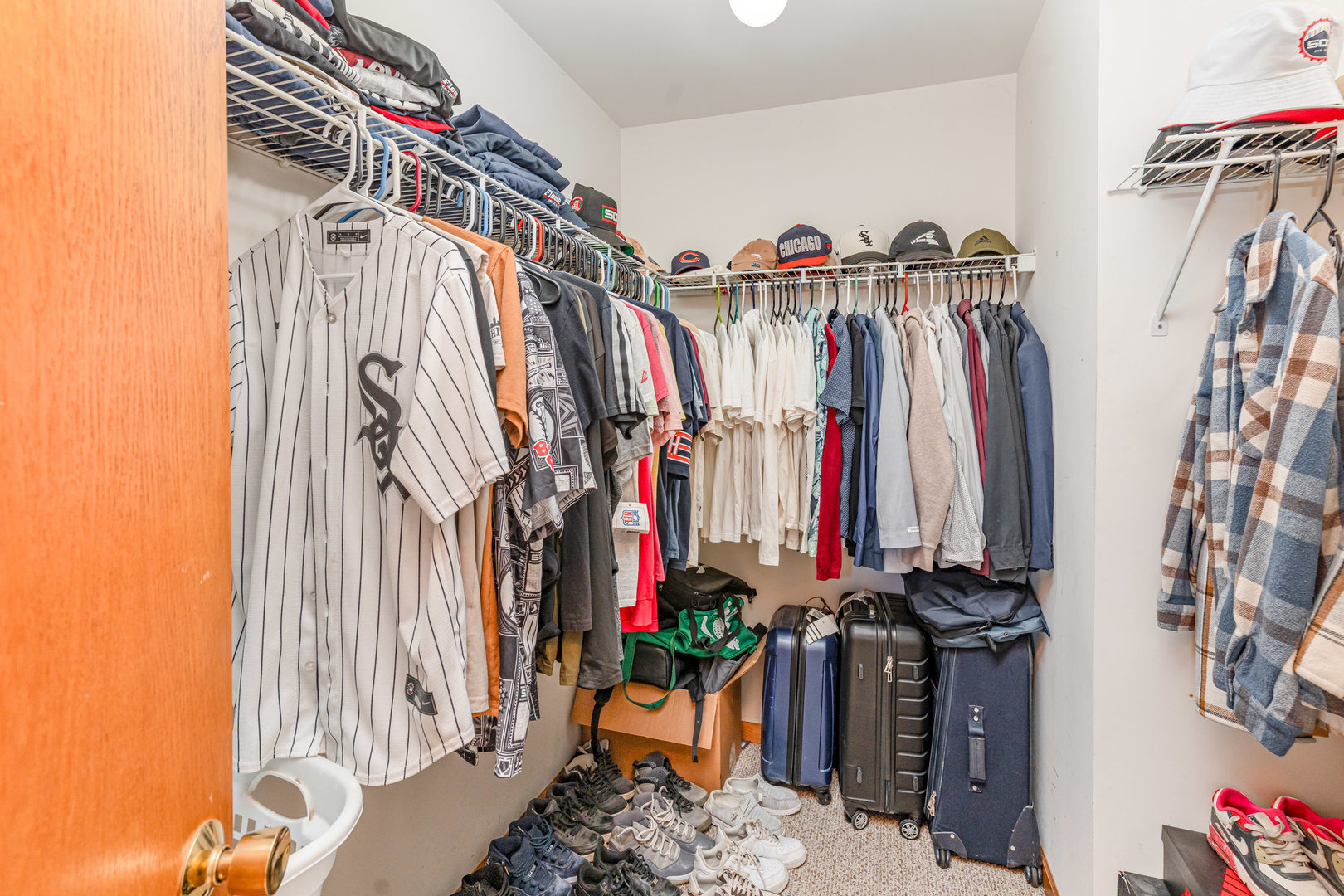 2528 Silver Rock Drive, Crest Hill, IL 60403