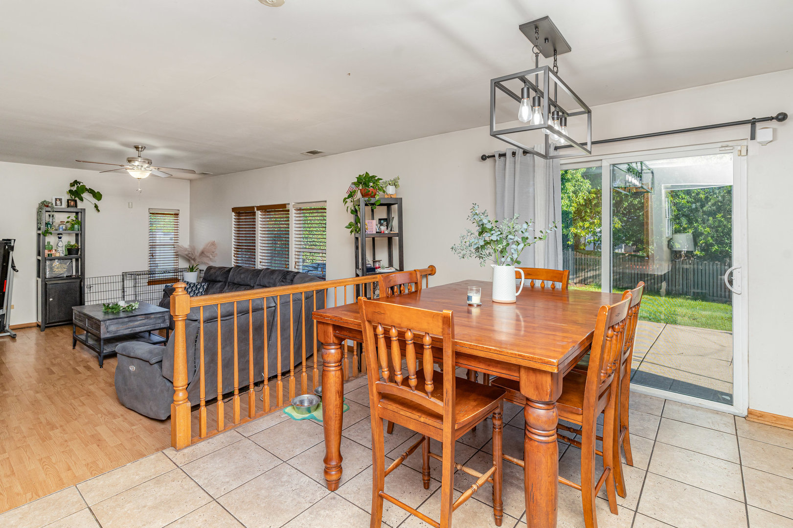 2528 Silver Rock Drive, Crest Hill, IL 60403