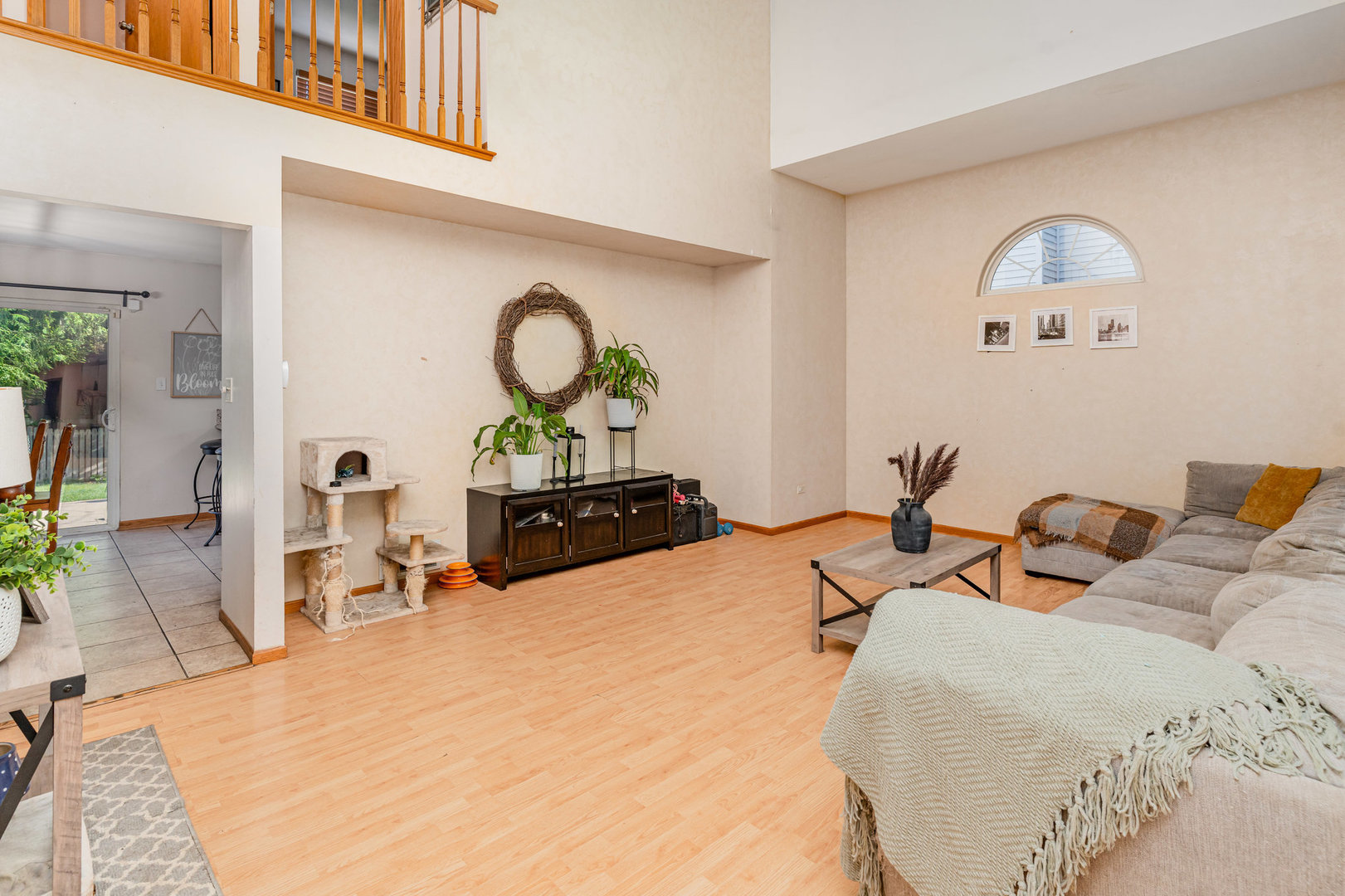 2528 Silver Rock Drive, Crest Hill, IL 60403