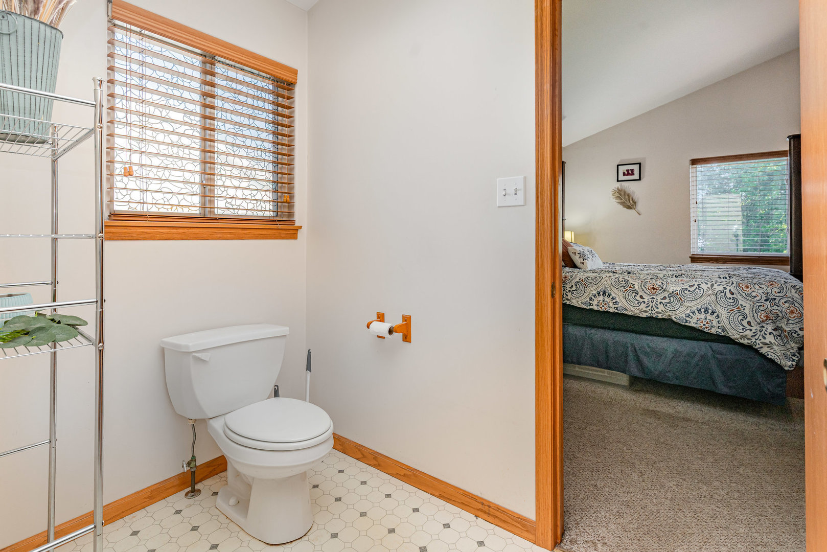 2528 Silver Rock Drive, Crest Hill, IL 60403