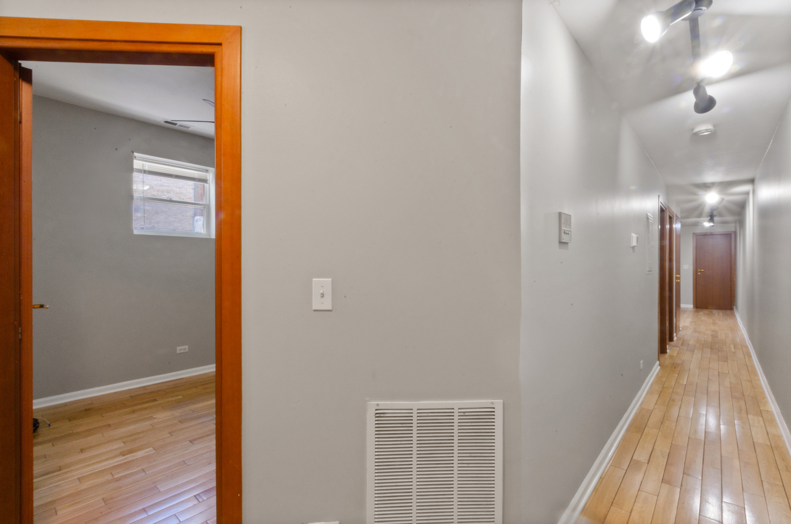 3908 W Ainslie Street #G, Chicago, IL 60625