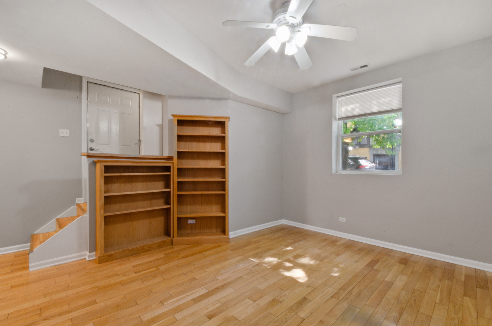 3908 W Ainslie Street #G, Chicago, IL 60625