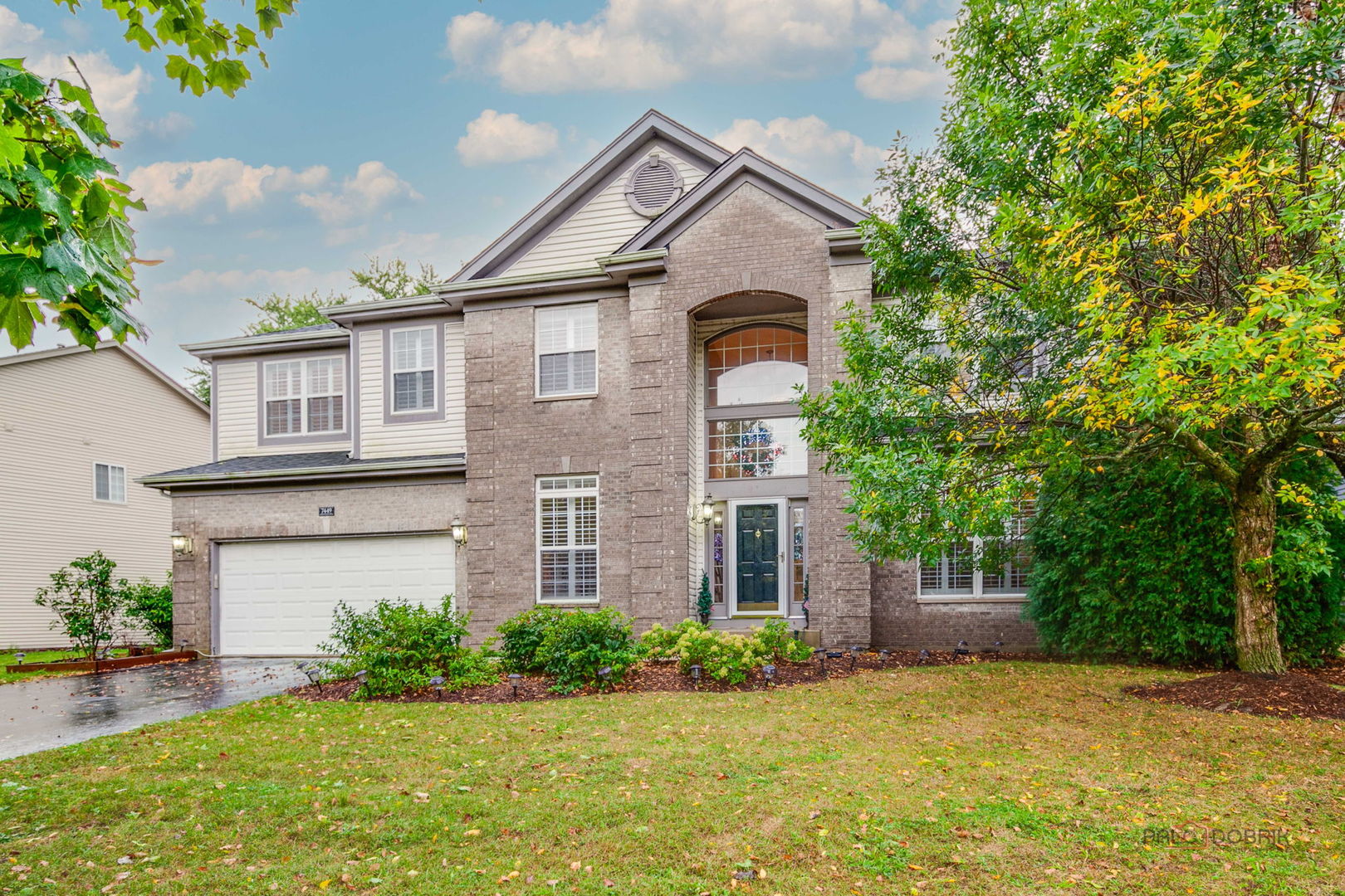 7449 Brentwood Lane, Gurnee, IL 60031
