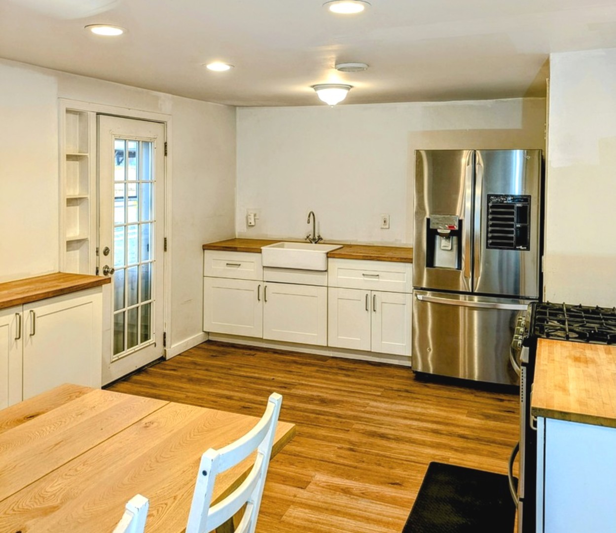 9909 Elm Circle Drive, Oak Lawn, IL 60453
