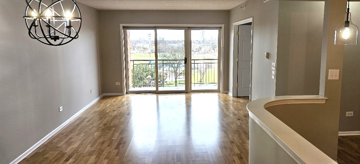 1 N Beacon Place #305, La Grange, IL 60525