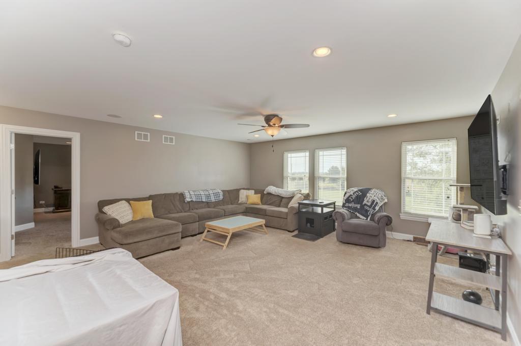 500 E Barber Drive, Coal City, IL 60416