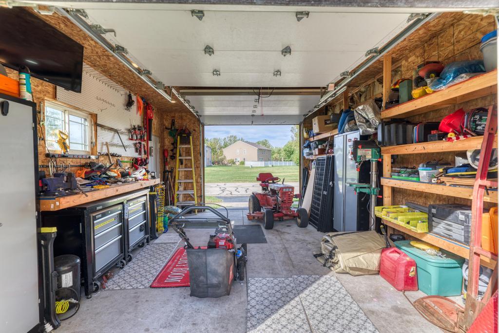 500 E Barber Drive, Coal City, IL 60416